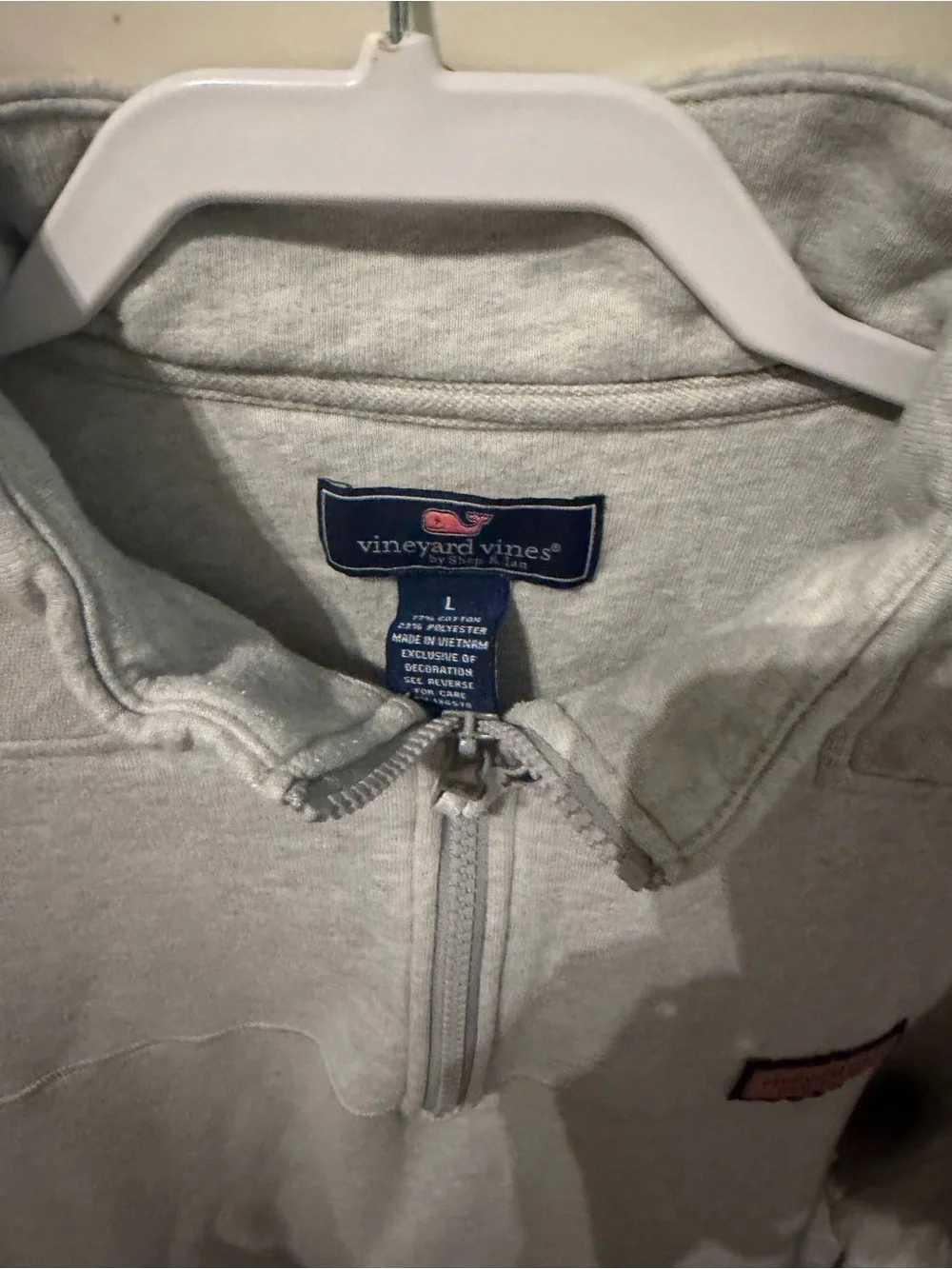 Vineyard Vines Men’s Light Gray Quarter-Zip Pullover ( sweatshirt type)